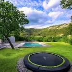 Casa Milena - Stone House With Pool Gornja Nugla